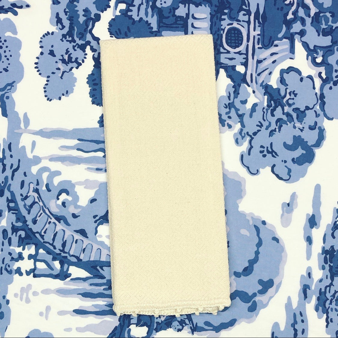 Pienza Guest Towel Hand Knotted Trim