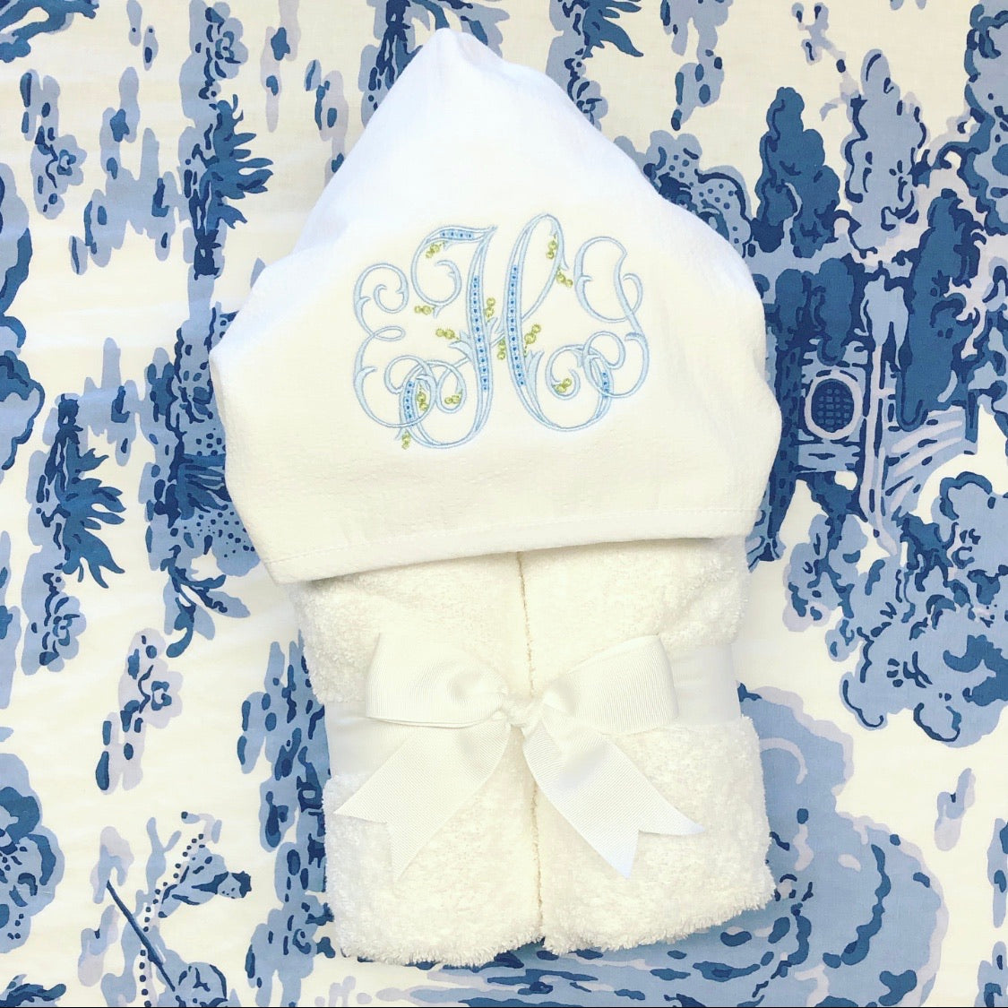 Everykid Towel - White Seersucker