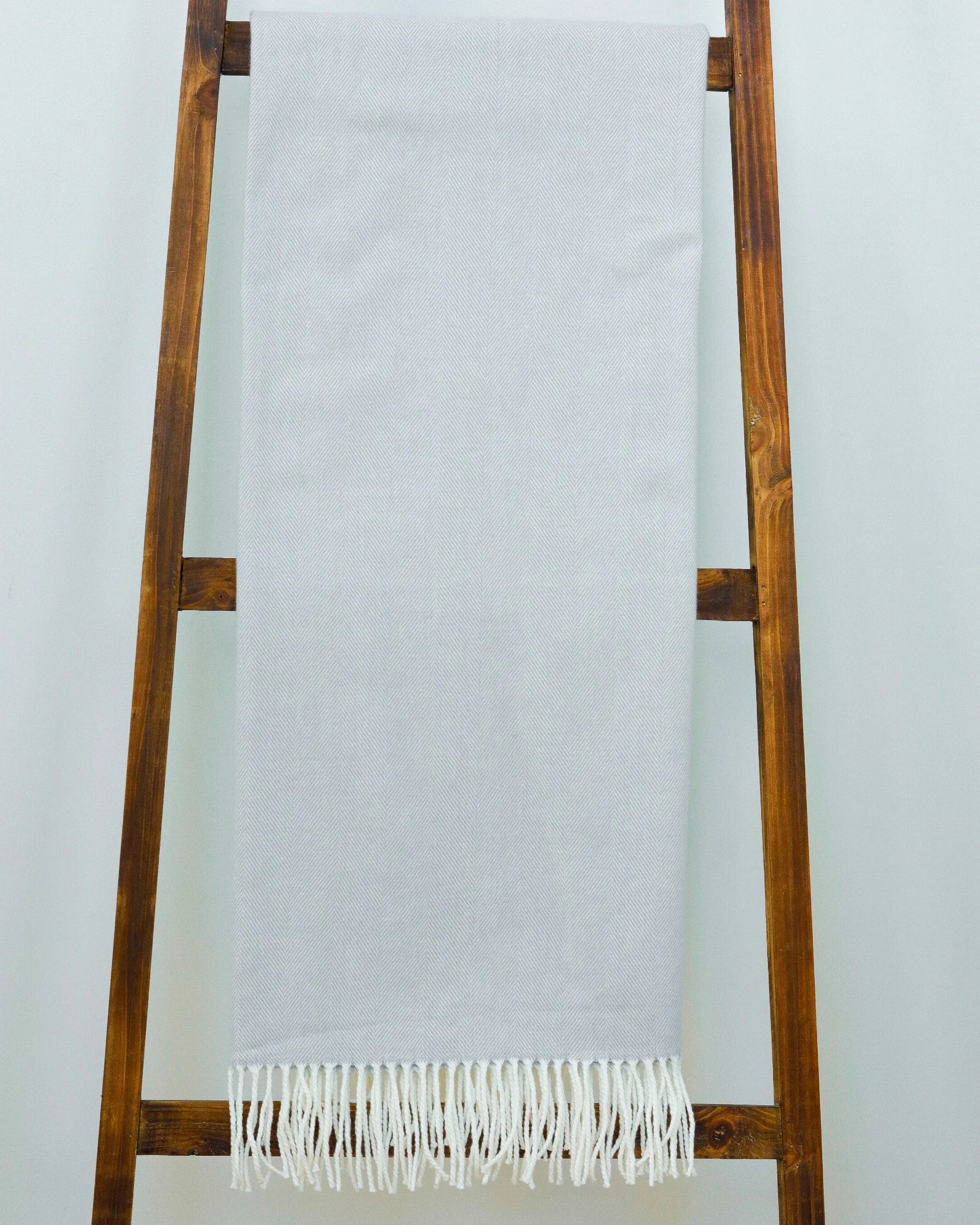 Adirondack Herringbone Throw - Pewter