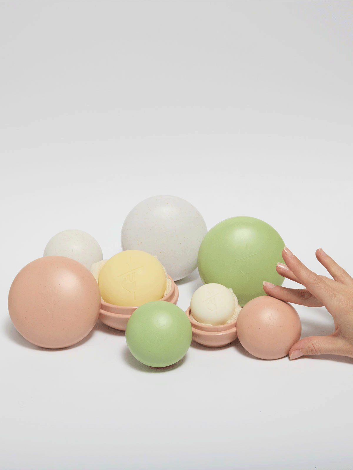 The Travel Case: Oatmeal / Full-Size