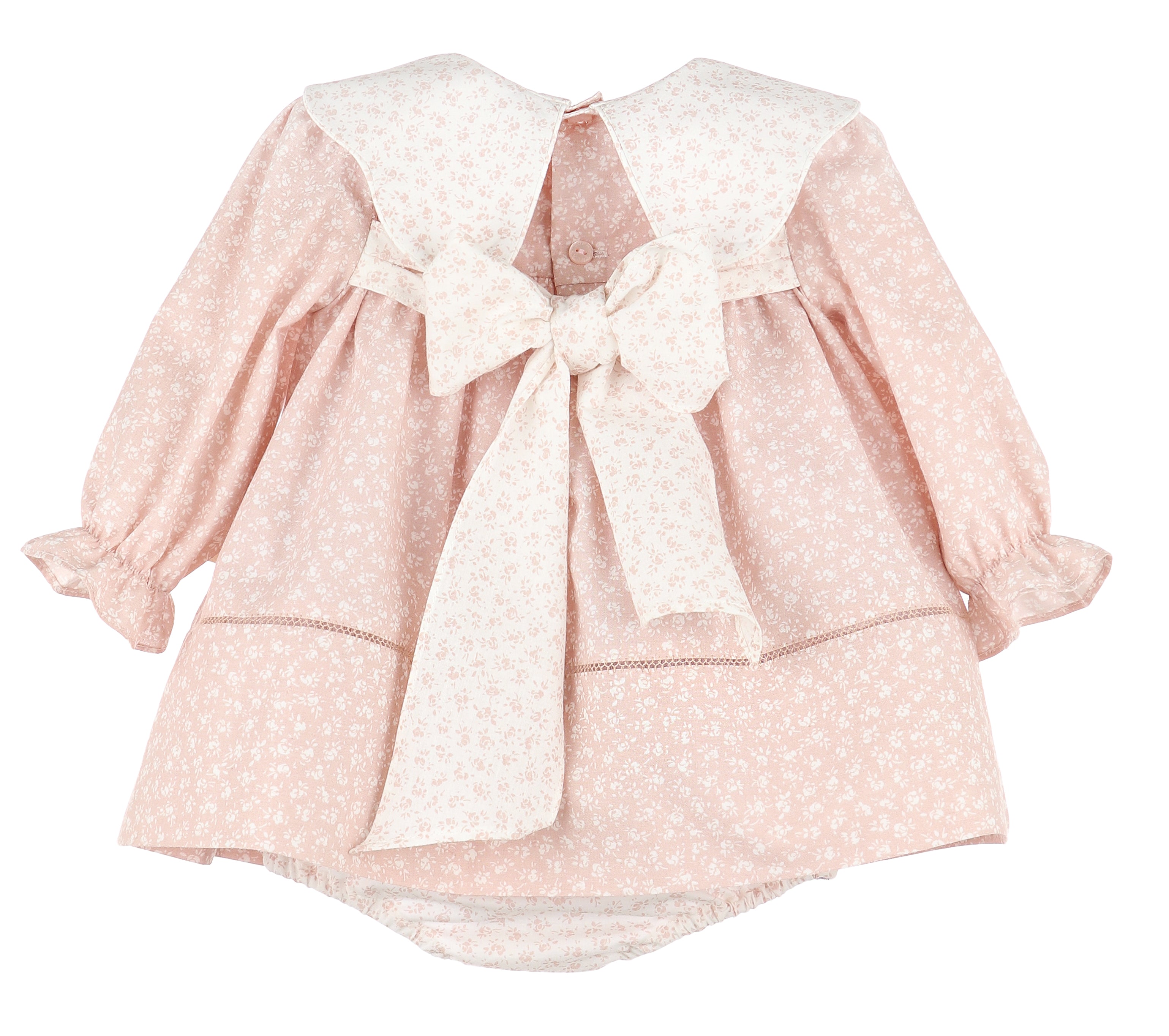 Snowy Floral Scallop Float Rose