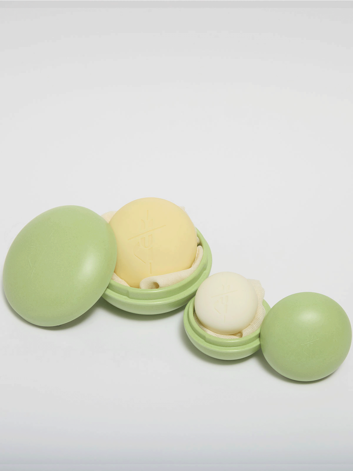 The Travel Case: Oatmeal / Full-Size